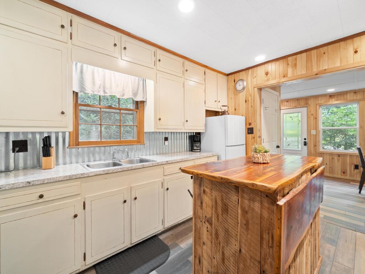 Gingercake Mtn Cottage At Linville Gorge - Wood Burning Fireplace Linville Falls Bagian luar foto